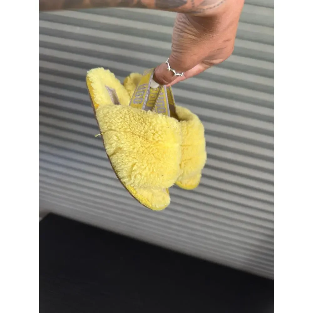 UGG Fluff Yeah Slides Little Kids Size 10 Yellow Sheepskin Slingback Slippers